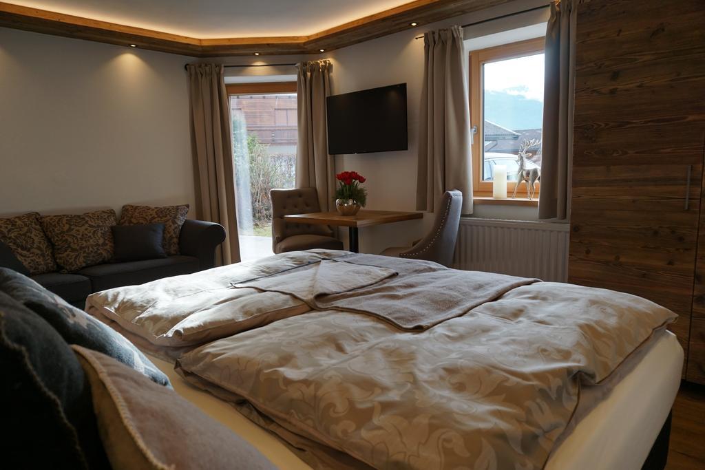 Am Wilden Kaiser Landhausstudios Ellmau Buitenkant foto